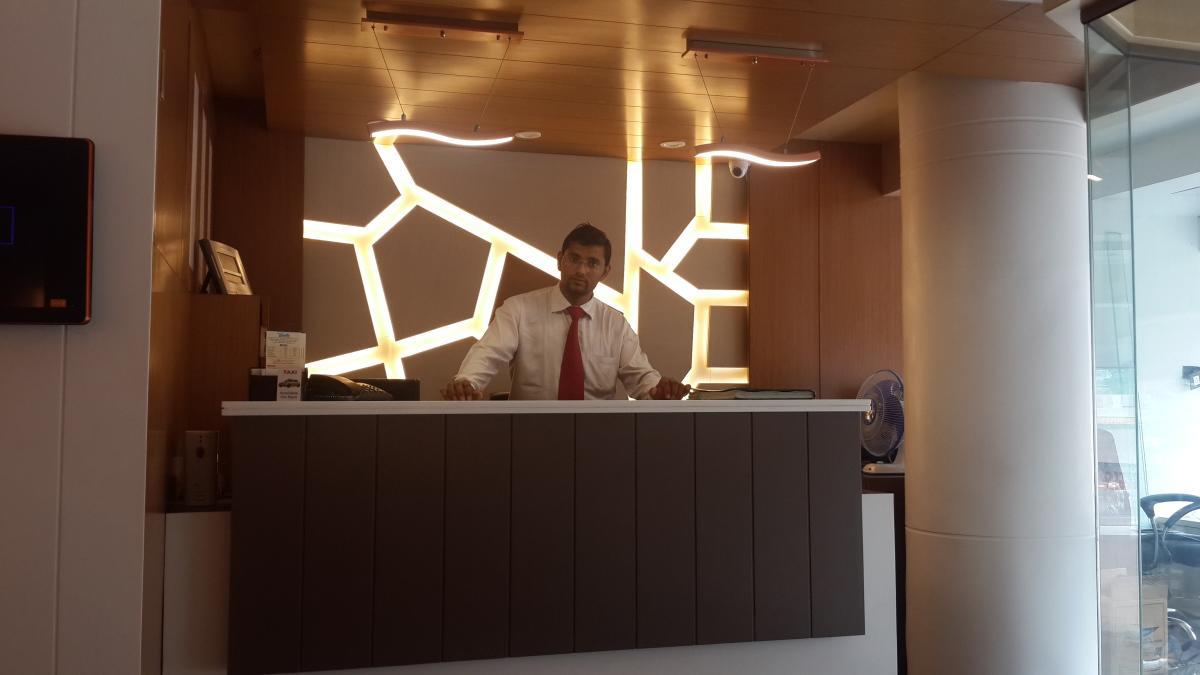 Hotel Zenith Surat Dış mekan fotoğraf